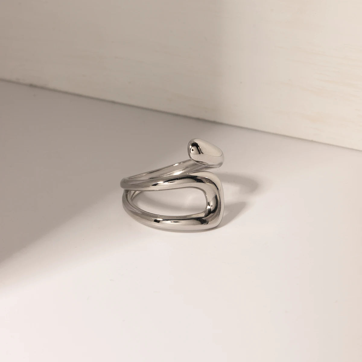 Elegant Geometric Ring